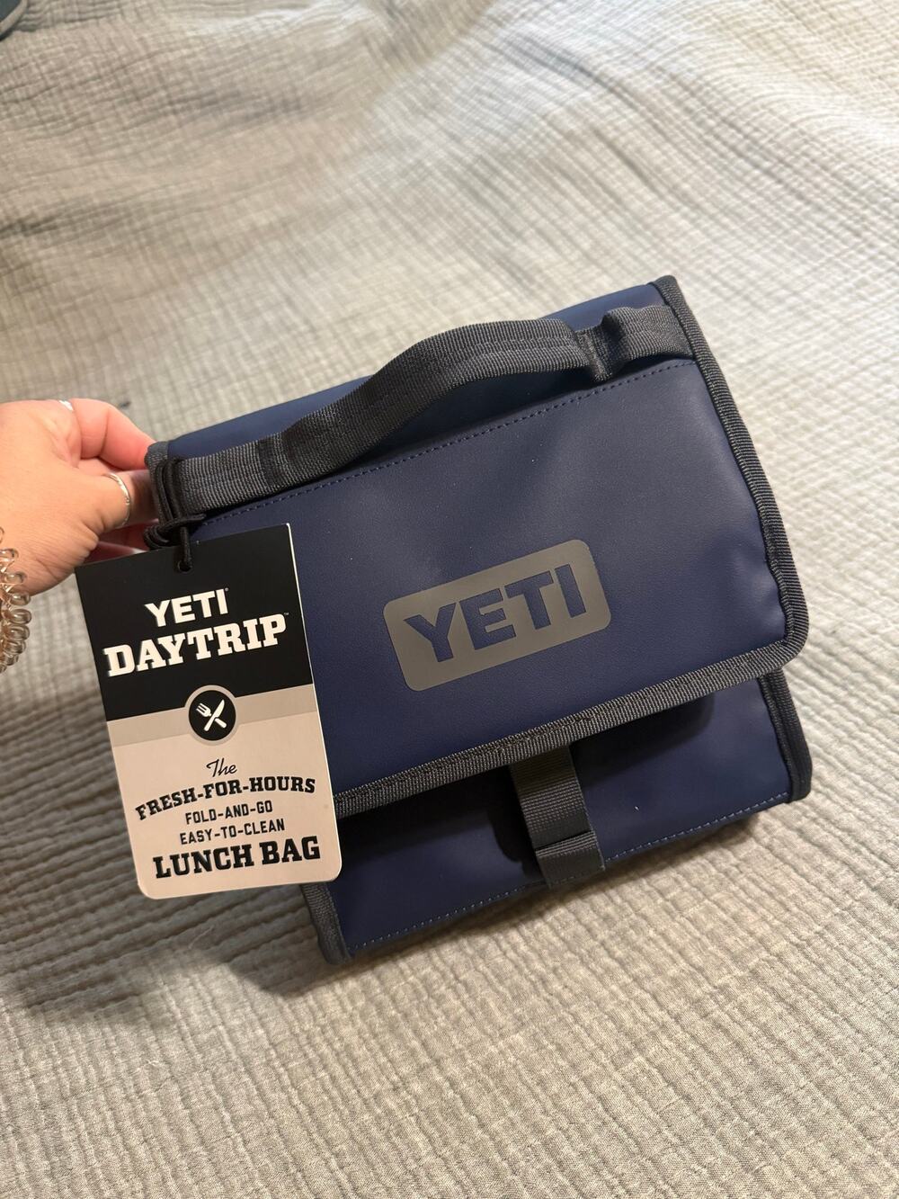 NWT Yeti Day Trip Lunch Bag Insulated Blue Black NEW
